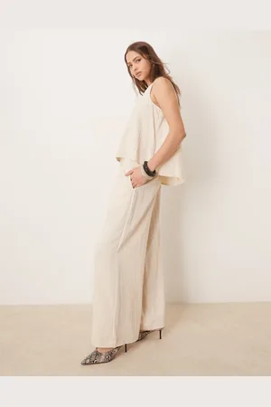 ASOS – Weite Hose in Buttermilch mit Mikroplissierung vorne, Kombiteil