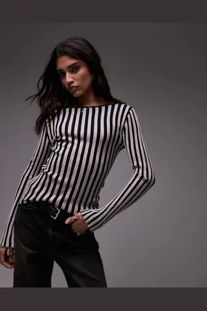 Topshop – Gestricktes, gestreiftes Oberteil in Schwarz-Weiß mit U-Boot-Ausschnitt