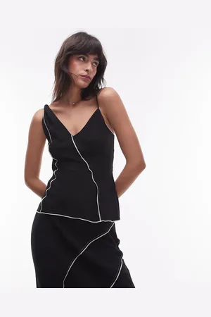 Topshop – Camisole in mit unverarbeitetem Saum und verdrehten Trägern, Kombiteil