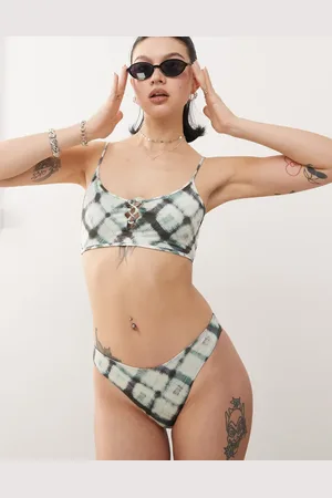 Monki – Mix and Match – Triangel-Bikinihose mit verschwommenem Karomuster