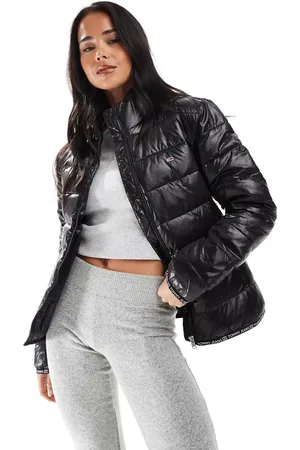 Tommy Hilfiger – Hochglänzende Pufferjacke in