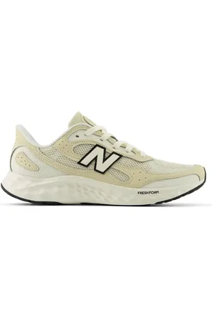 New Balance – Fresh Foam Arishi V4 – Sneaker in Beige