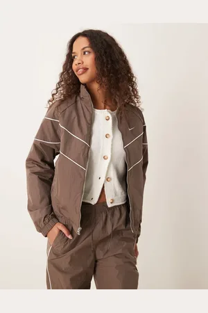 Nike – Windrunner – Trainingsjacke in Braun