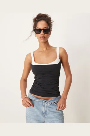 Abercrombie & Fitch – Top in Schwarz mit Kontrast-Herzausschnitt in Weiß