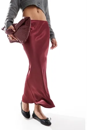 ASOS – Midirock aus Satin in Burgunderrot