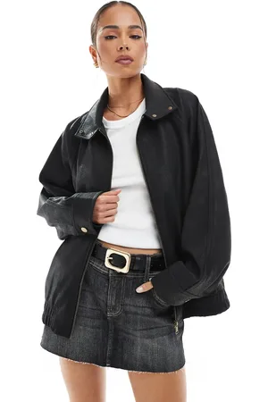 ASOS – Bomberjacke in in Lederoptik