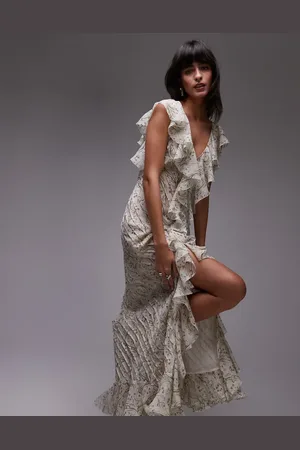 Topshop – Hochwertiges Kleid in zartem mit Rüschen, Biesen und Blumenmuster