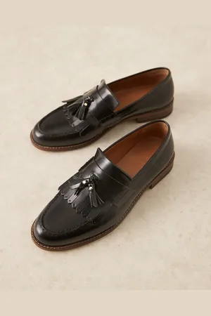 ASOS – Loafer aus schwarzem Leder mit Fransen und Quaste