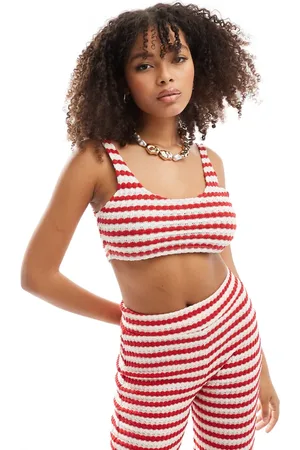 ASOS – Gestreiftes, strukturiertes Häkel-Camisole in Rot und Weiß, Kombiteil