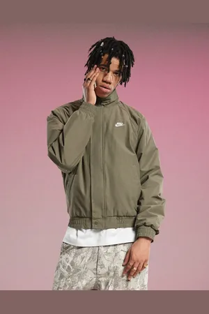Nike – Club – Jacke in Olivgrün