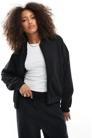 adidas Adidas Essentials – Contemporary – Bomberjacke in mit Logo