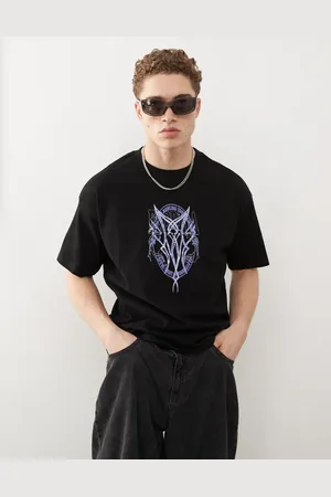 Weekday – Great – Kastiges T-Shirt in mit Grafikprint