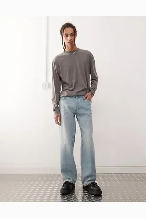 Weekday – Sphere – Jeans in hellblauer Waschung mit niedrigem Bund und weitem Bein