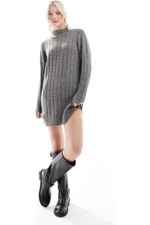 VERO MODA – Geripptes Mini-Strickkleid in Dunkelgrau meliert mit Oversize-Passform