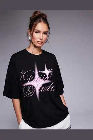 Kaiia Studio – T-Shirt in Schwarz und Rosa mit besticktem Stern-Print