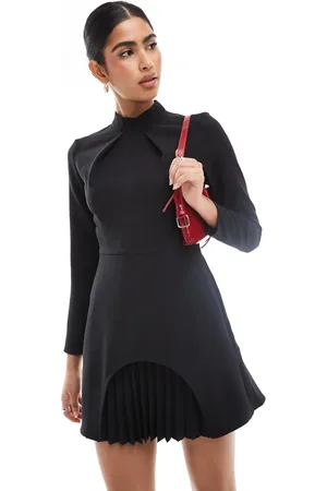 Closet – Langärmliges, plissiertes Minikleid in