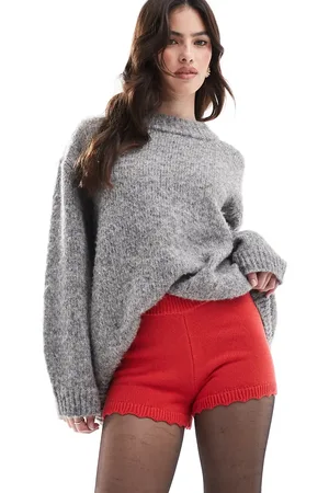 Cotton On Cotton On – Mikro-Shorts aus Strick in mit Stickerei