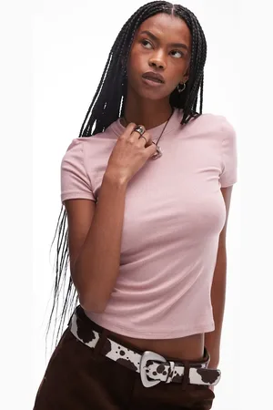 MANGO – Knapp geschnittenes T-Shirt in geripptem Hellrosa mit hohem Ausschnitt