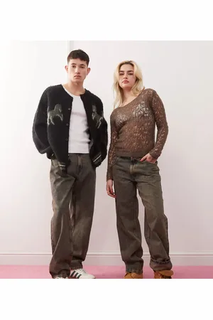 Reclaimed – Unisex-Jeans in brauner Waschung mit abgerundetem Beinschnitt