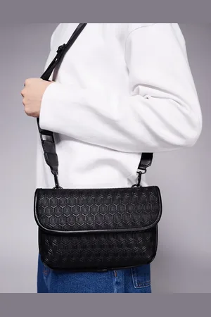 ASOS – Umhängetasche in mit Monogramm