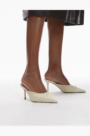 Topshop – Dill – Schuhe in Buttermilchgelb zum Reinschlüpfen mit gerafftem Design und mittelhohem Absatz