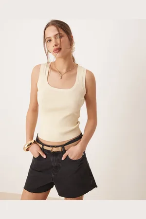 AWARE – Geripptes Tanktop in Cremeweiß