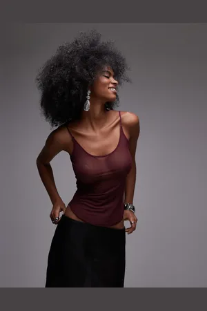 ASOS – Camisole-Oberteil in Burgunderrot mit U-Ausschnitt