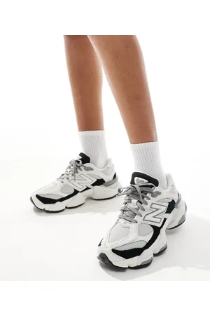 New Balance – 9060 – Sneaker in Weiß und