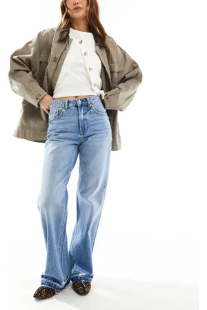 Stradivarius – D92 – Straight Jeans aus Denim in mittlerer Waschung