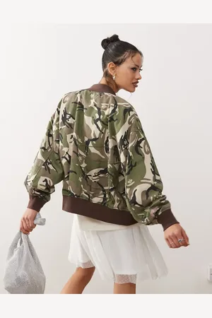 A Bathing Ape AAPE by A BATHING APE – Bomberjacke mit Tarnmuster in Khaki