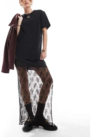 New Look – Geschmeidiger Midirock aus Spitze in