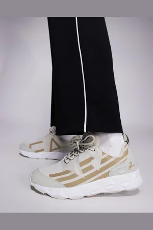 EA7 Armani – – Strick-Sneaker in Beige und Gold mit Logo