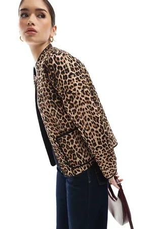 VERO MODA – Steppjacke mit Leopardenmuster