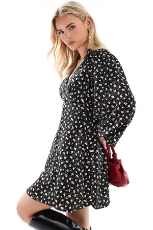 Miss Selfridge – Mini-Freizeitkleid mit Blümchenmuster