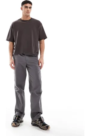 ASOS – Weite Cargohose in Anthrazit