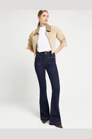 River Island – Ausgestellte Jeans in dunkelblauer Waschung