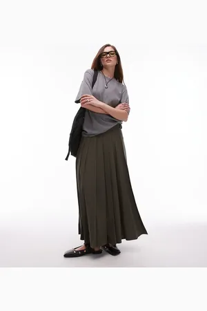 MANGO – Mittellanger Faltenrock in Khaki mit Seitenschlitz