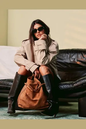 ASOS – Tragetasche aus Wildleder und Leder in Hellbraun mit Gürteldetail
