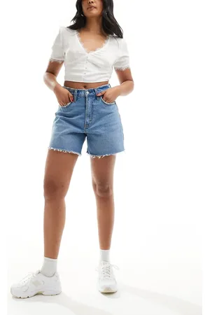 Abercrombie & Fitch – Curve Love – Jeans-Shorts in Hellblau mit Dad-Schnitt