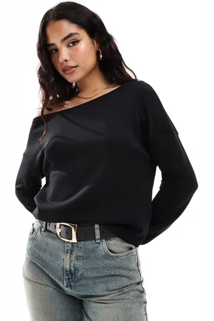 Stradivarius S– Schulterfreies weiches Sweatshirt in