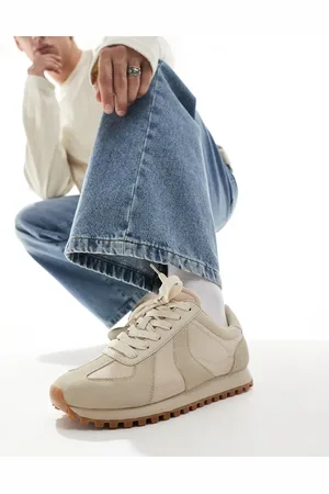 ASOS – Retro-Sneaker in Beige