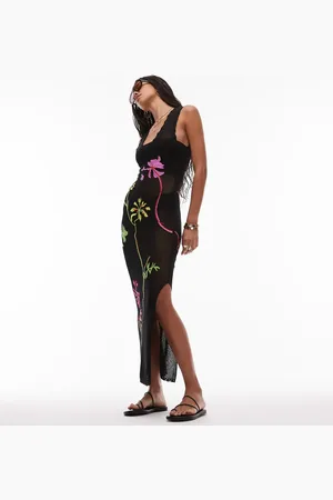 Topshop – Strickkleid in mit Stickerei