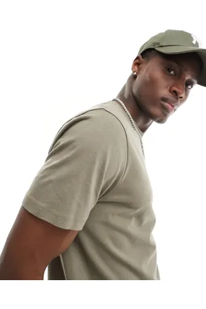 New Look – T-Shirt in Khaki mit Rundhalsausschnitt und normalem Schnitt