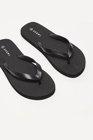 SEQWL – Mamun – Zehenstegsandalen in