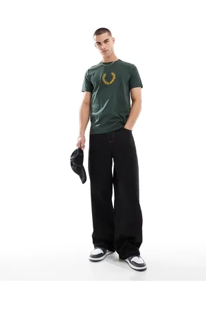 Fred Perry – T-Shirt in mit strukturiertem Lorbeerkranz-Logo
