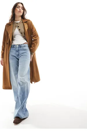 Stradivarius – Trenchcoat aus Wildlederimitat in Kamelbraun