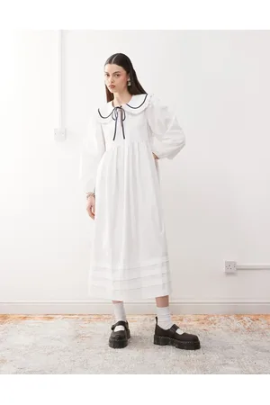Reclaimed – Midi-Hängerkleid aus weißer Popeline mit Rüschenkragen