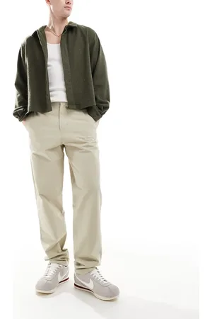 Nike – Club – Chinohose in Khaki
