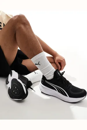 PUMA – Scend Pro 2 – Sneaker in und Weiß