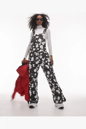 Topshop – Sno – Ski-Latzhose mit Fleckenmuster in Schwarz-Weiß und maskulinem, geradem Schnitt
